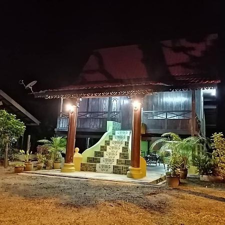 Homestay Warisan Bonda Masjid Tanah/Melaka Dış mekan fotoğraf